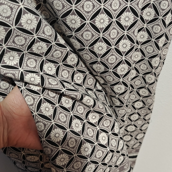 Next Linen Dress Geometric Size 6 Small Pockets - Picture 3 of 6